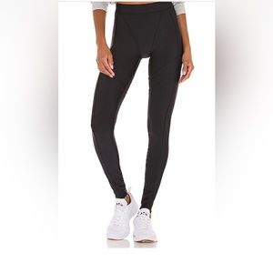 ALO YOGA High Waist Odyssey Legging in Black (S)